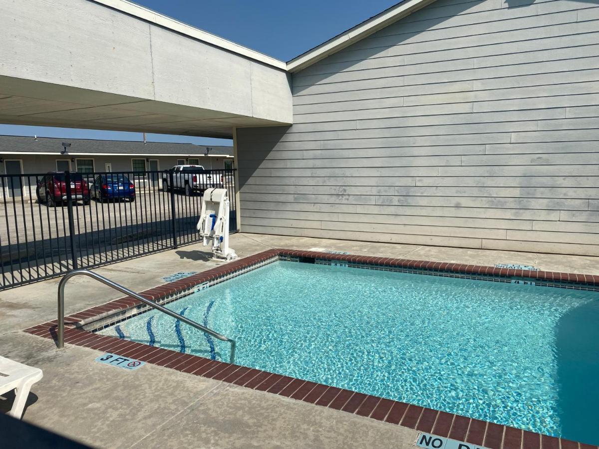 Southern Inns And Suites Now Offering Rv Spaces For Rent Yorktown Экстерьер фото