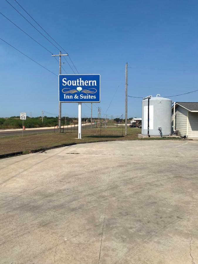 Southern Inns And Suites Now Offering Rv Spaces For Rent Yorktown Экстерьер фото