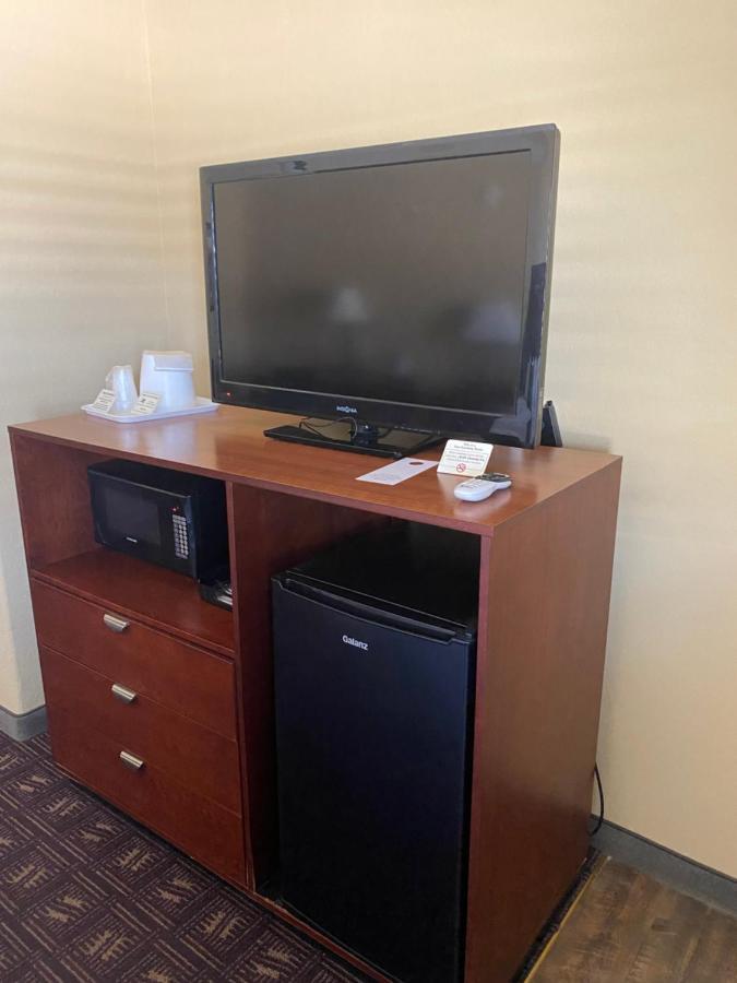 Southern Inns And Suites Now Offering Rv Spaces For Rent Yorktown Экстерьер фото
