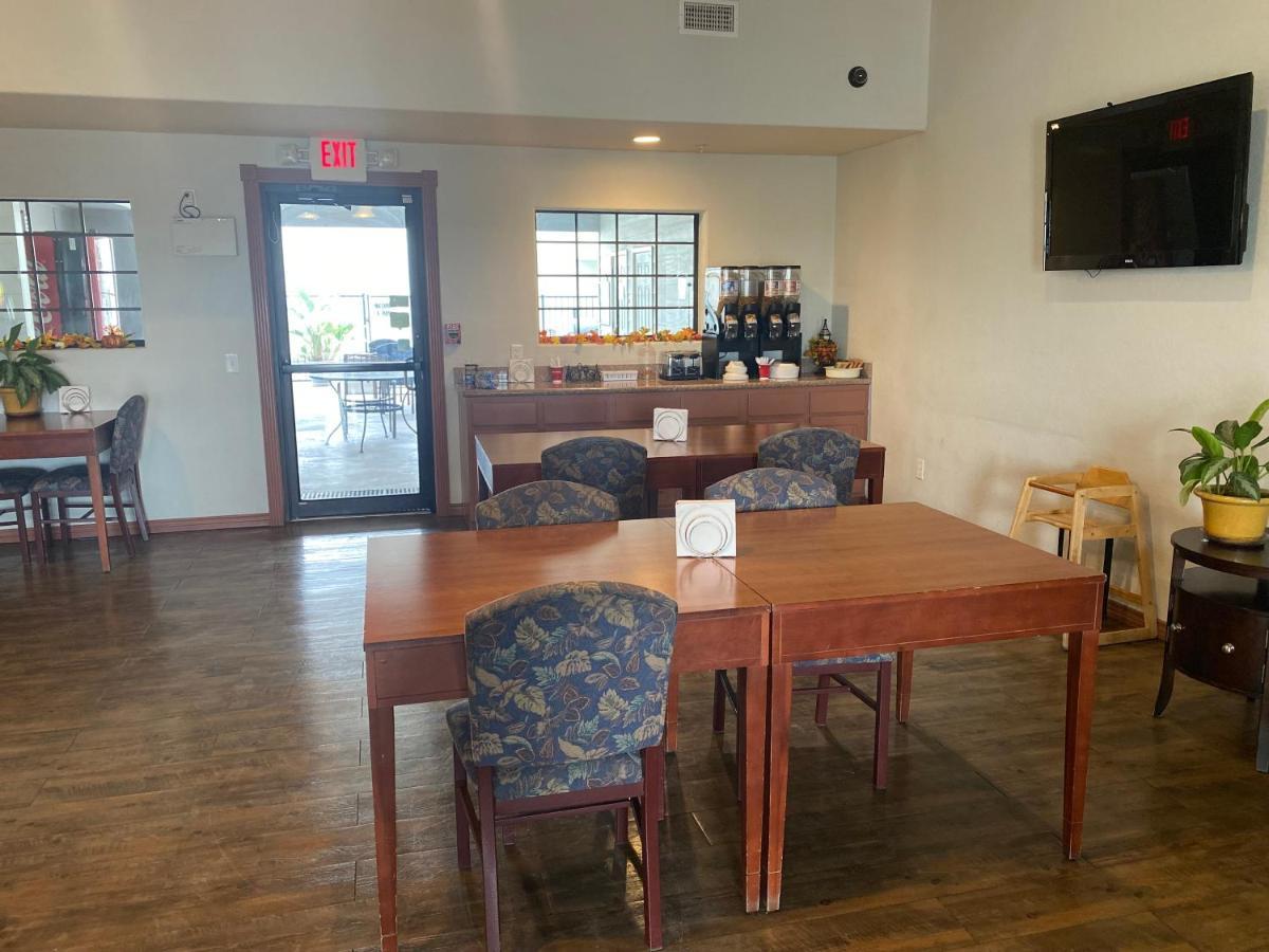 Southern Inns And Suites Now Offering Rv Spaces For Rent Yorktown Экстерьер фото