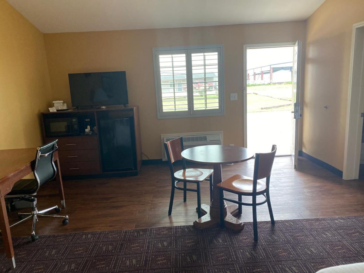 Southern Inns And Suites Now Offering Rv Spaces For Rent Yorktown Экстерьер фото