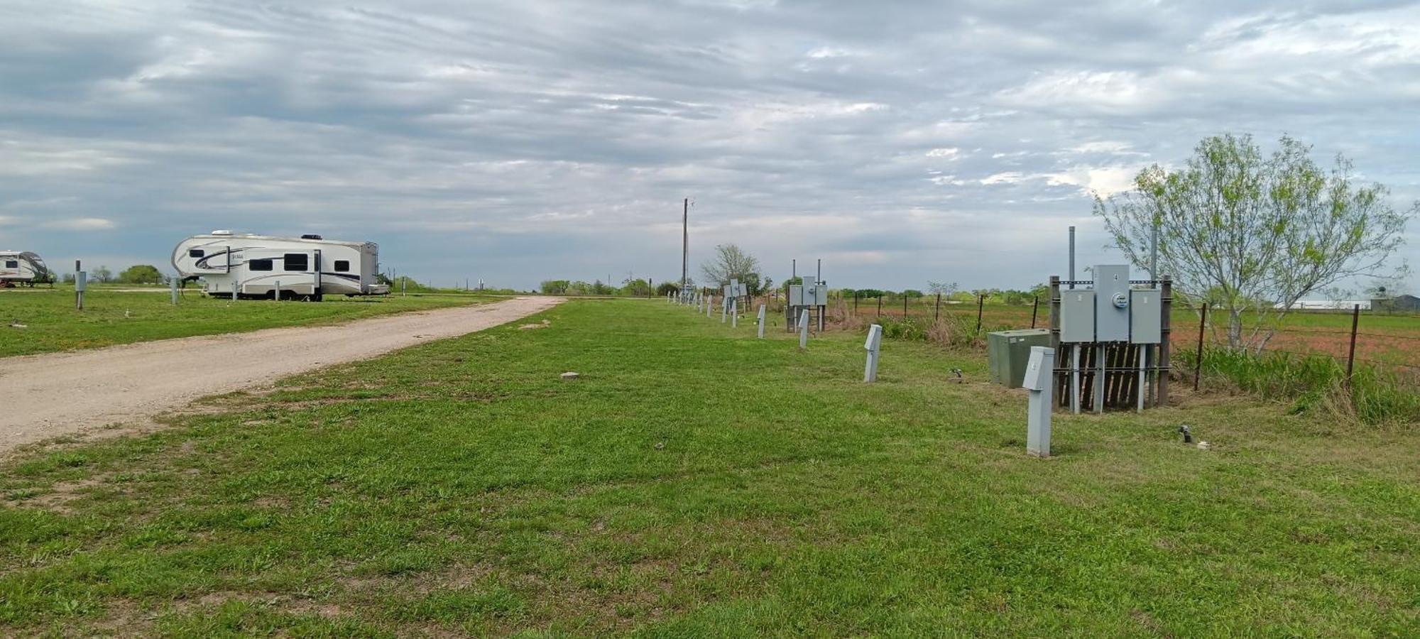 Southern Inns And Suites Now Offering Rv Spaces For Rent Yorktown Экстерьер фото